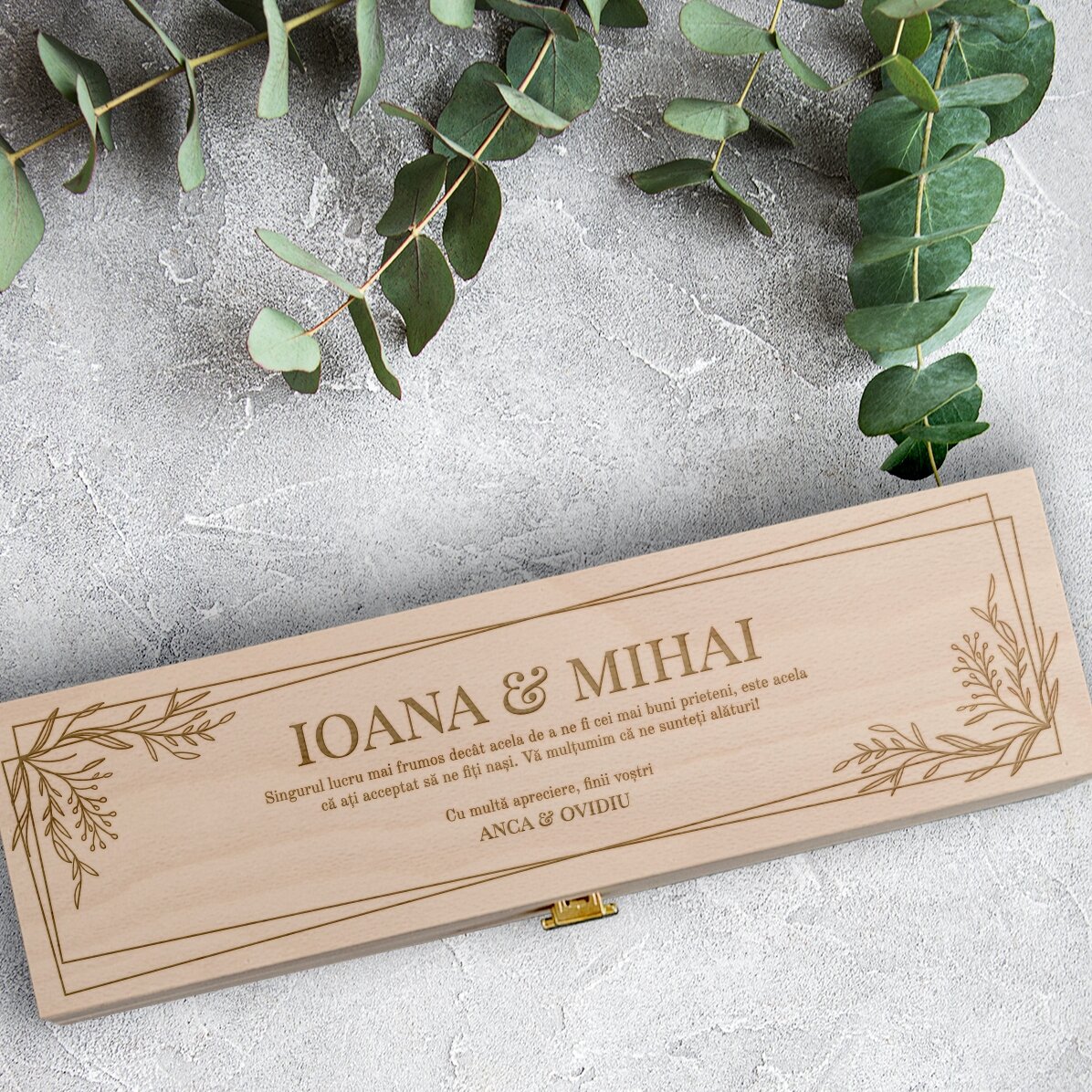 Caja de vino personalizada - Mensaje de agradecimiento para los padrinos