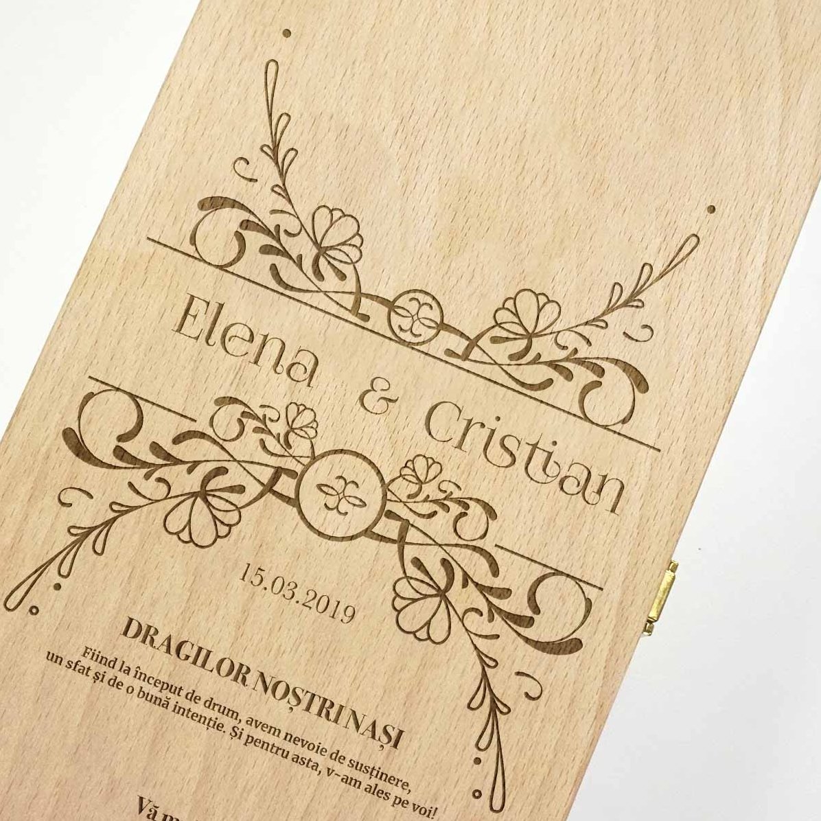 Caja de vino personalizada para dos botellas - Mensaje para los padrinos