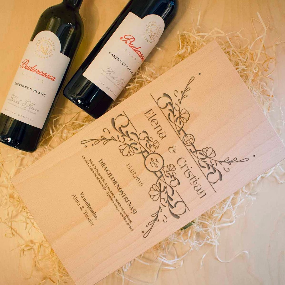 Caja de vino personalizada para dos botellas - Mensaje para los padrinos