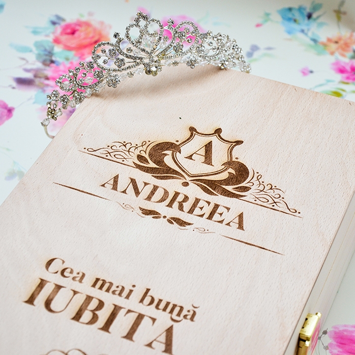 Caja de vino personalizada para dos botellas - modelo «nombre vintage»