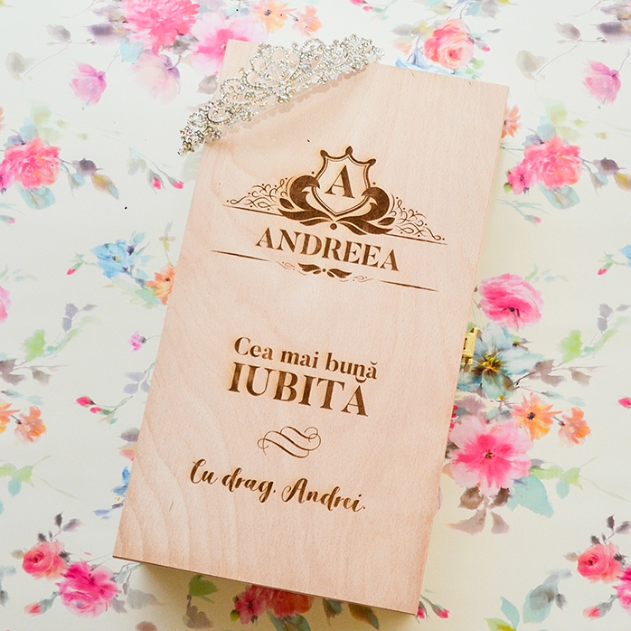 Caja de vino personalizada para dos botellas - modelo «nombre vintage»