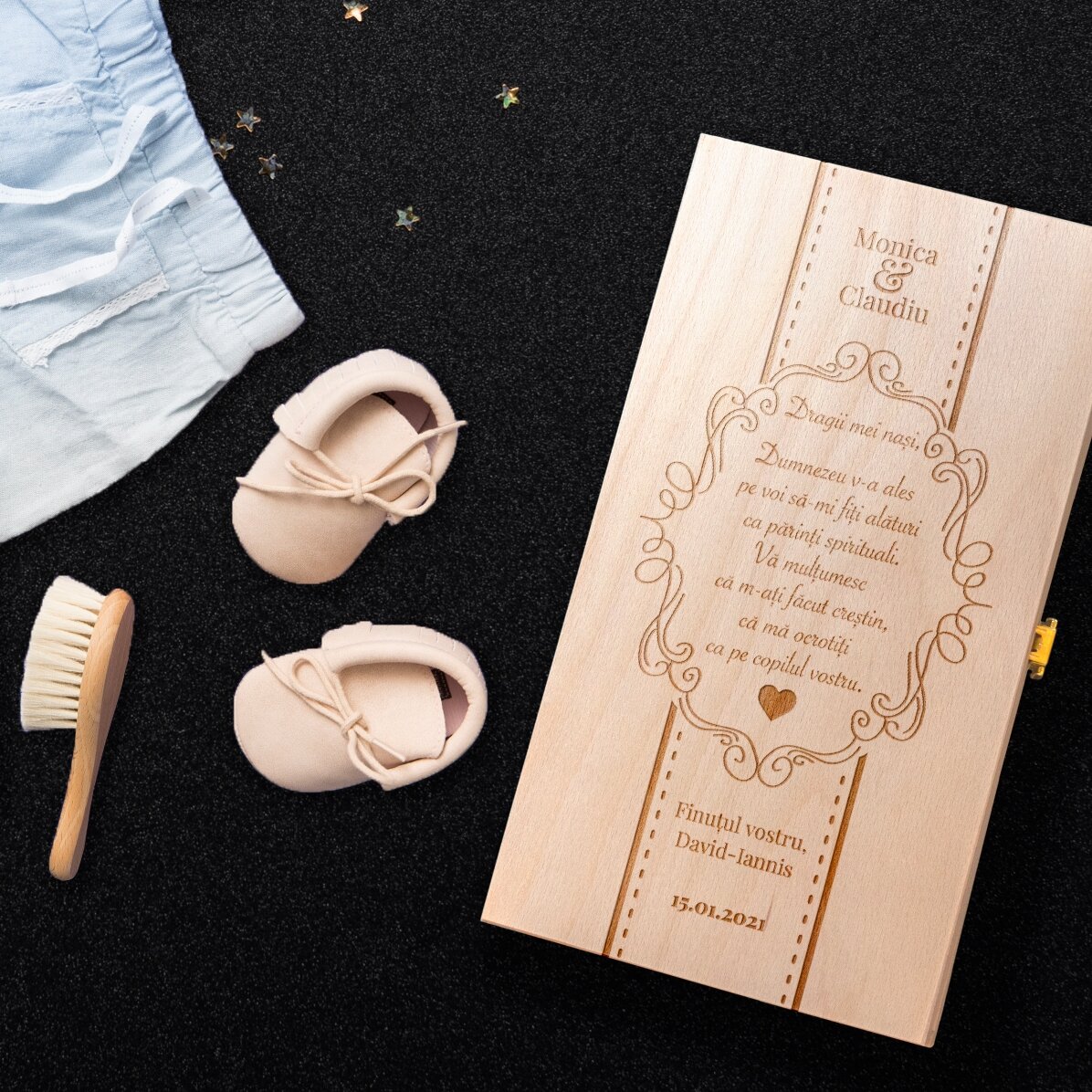 Caja de vino personalizada para dos botellas - Agradecimiento a los padrinos de bautizo
