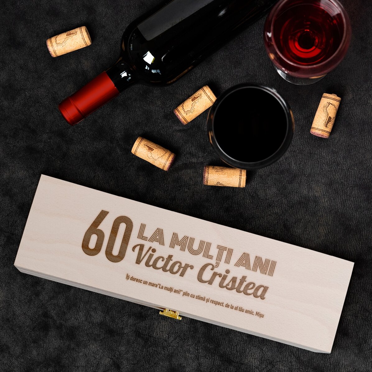 Caja de vino personalizada para un cumpleaños con mensaje: «Feliz cumpleaños»