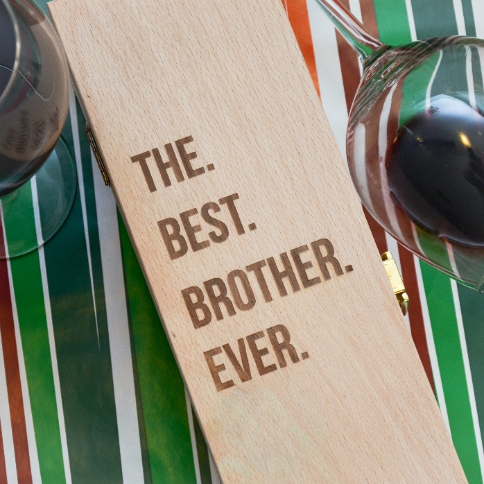 Caja de vino personalizada - «el mejor hermano del mundo»