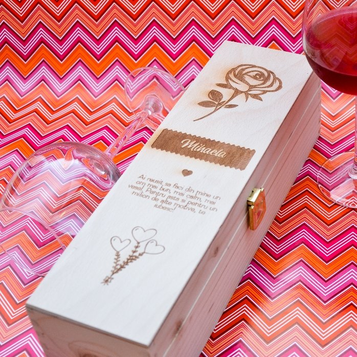 Caja de vino personalizada - La rosa del amor