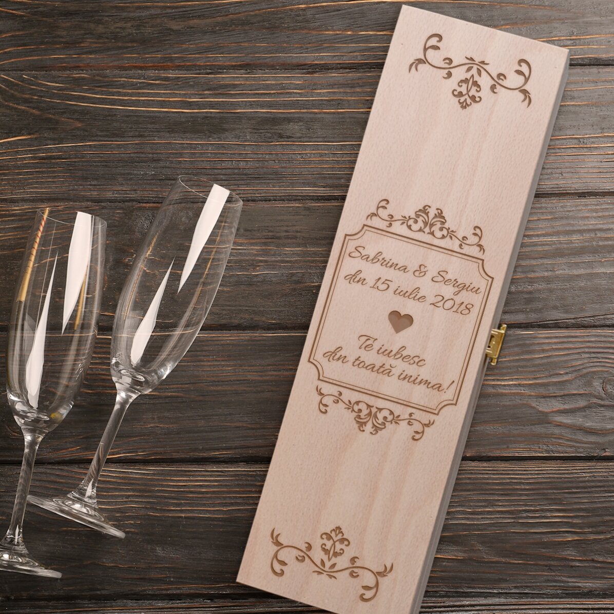 Caja de vino espumoso personalizada - Modelo elegante