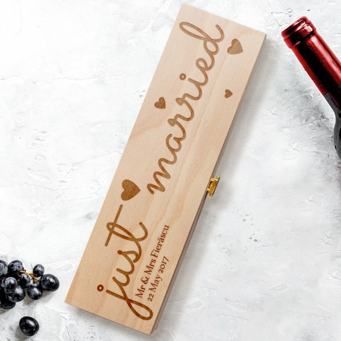 Cajas de vino grabadas para parejas y aniversarios de relación