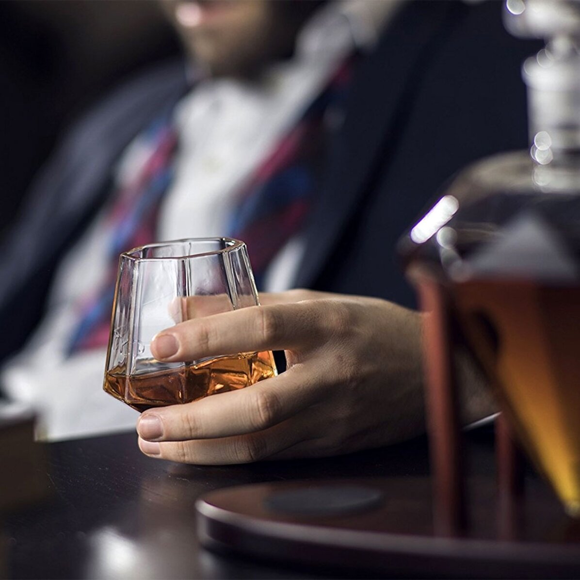Decantador de lujo «Diamante» con dos copas
