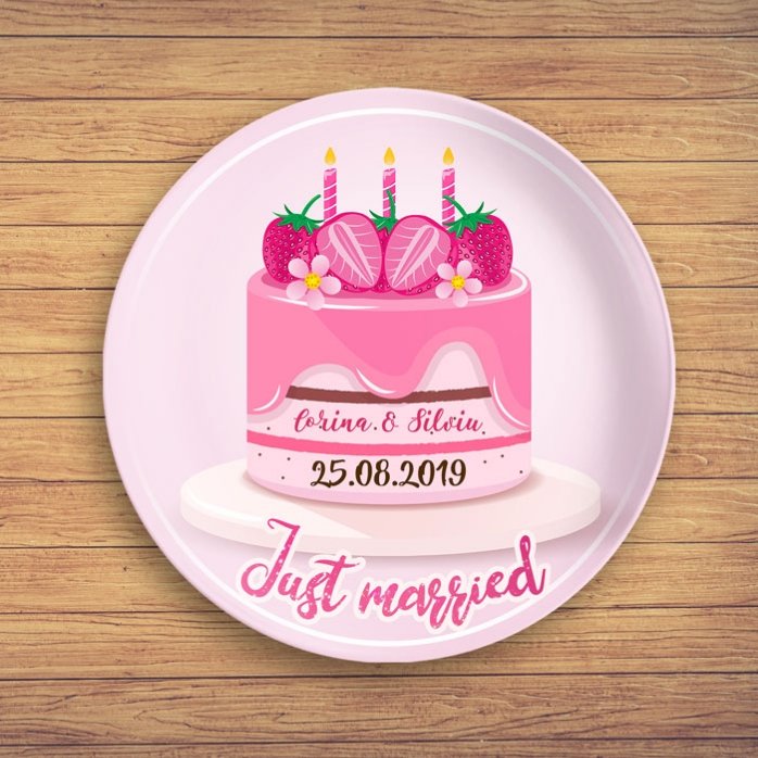 Plato personalizado con texto: «Just married»