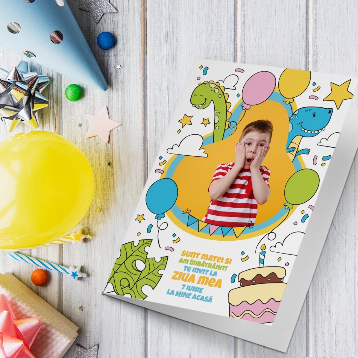 Tarjeta de felicitación personalizada con una foto y un texto - Dinosaurios