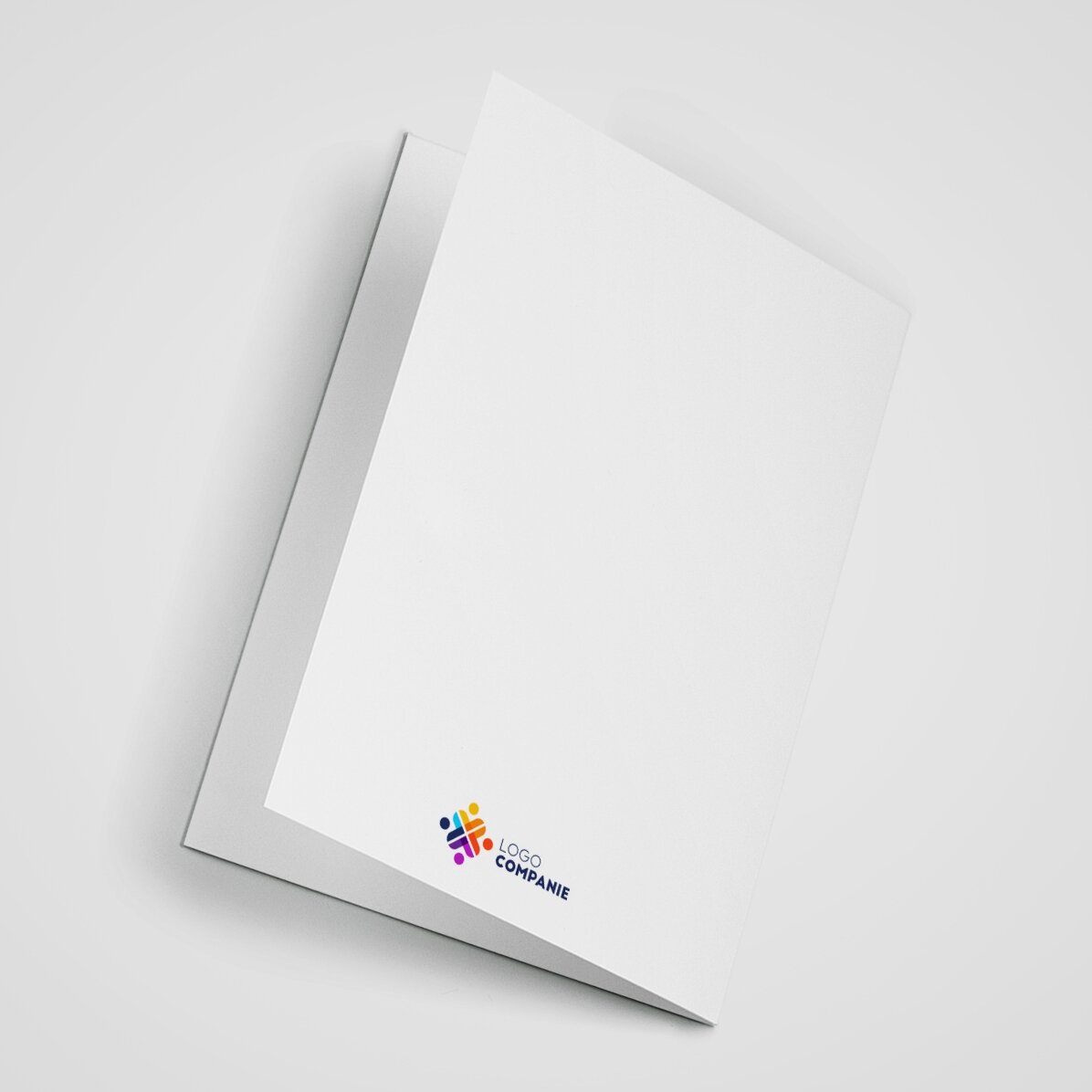 Tarjeta de felicitación personalizada, anverso y reverso, con texto y logotipo - La magia de la Navi