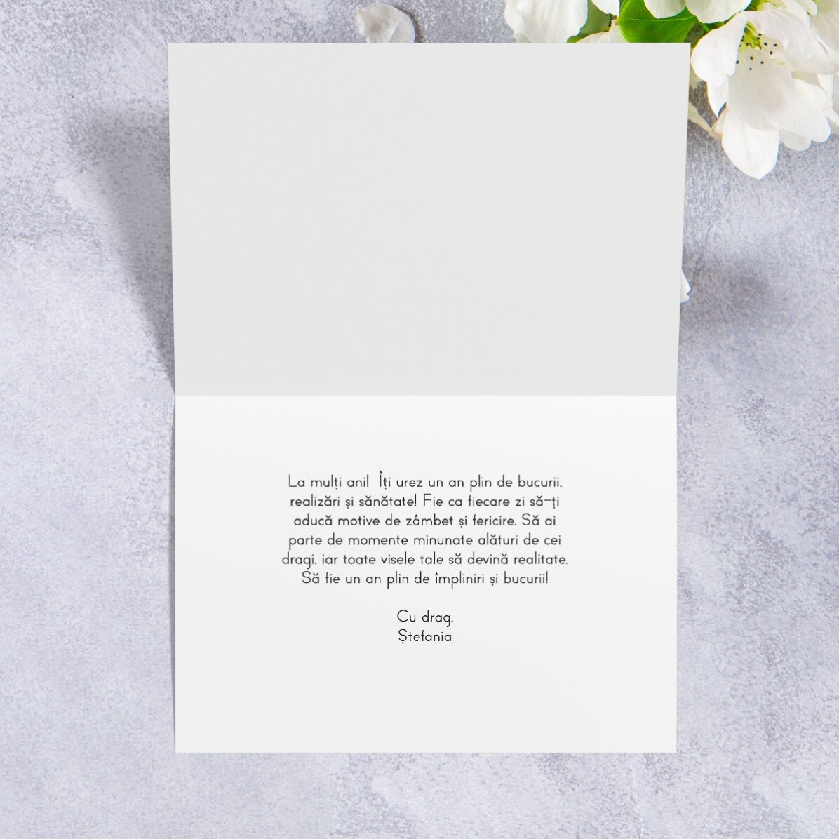 Tarjeta de felicitación personalizada con flores de primavera: tulipanes
