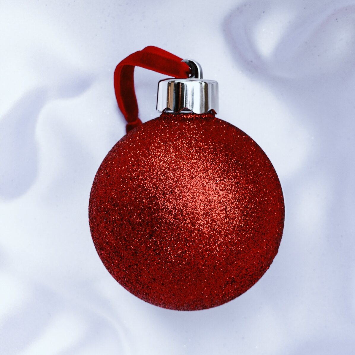 Bola de Navidad personalizada con logotipo y mensaje - Modelo navideño