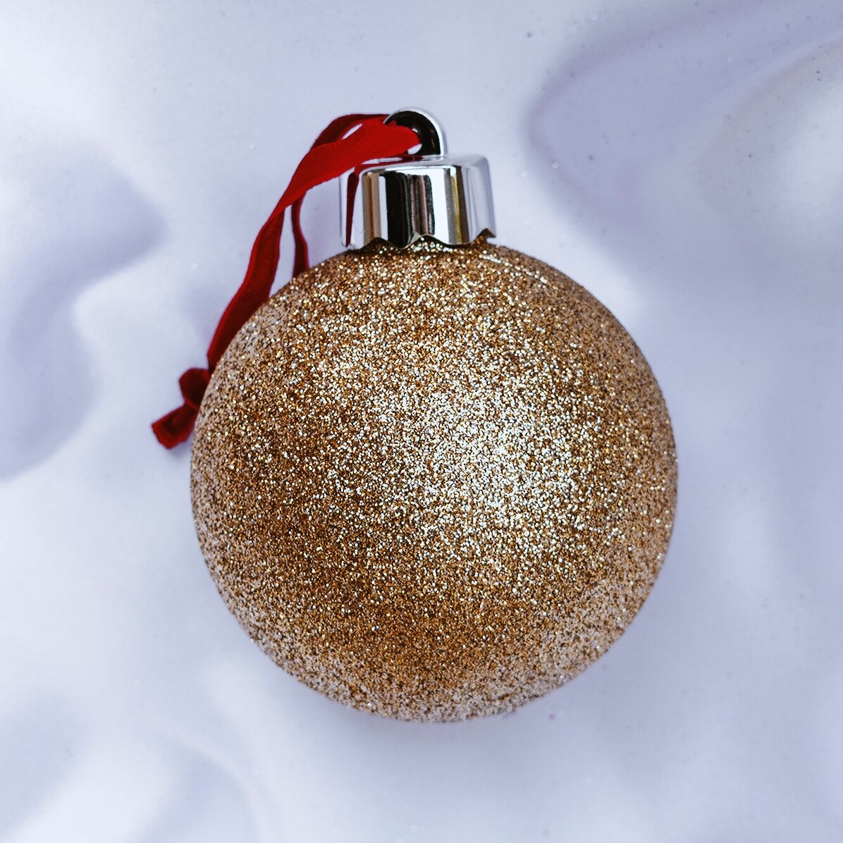 Bola de Navidad personalizada con tu nombre y copos de nieve