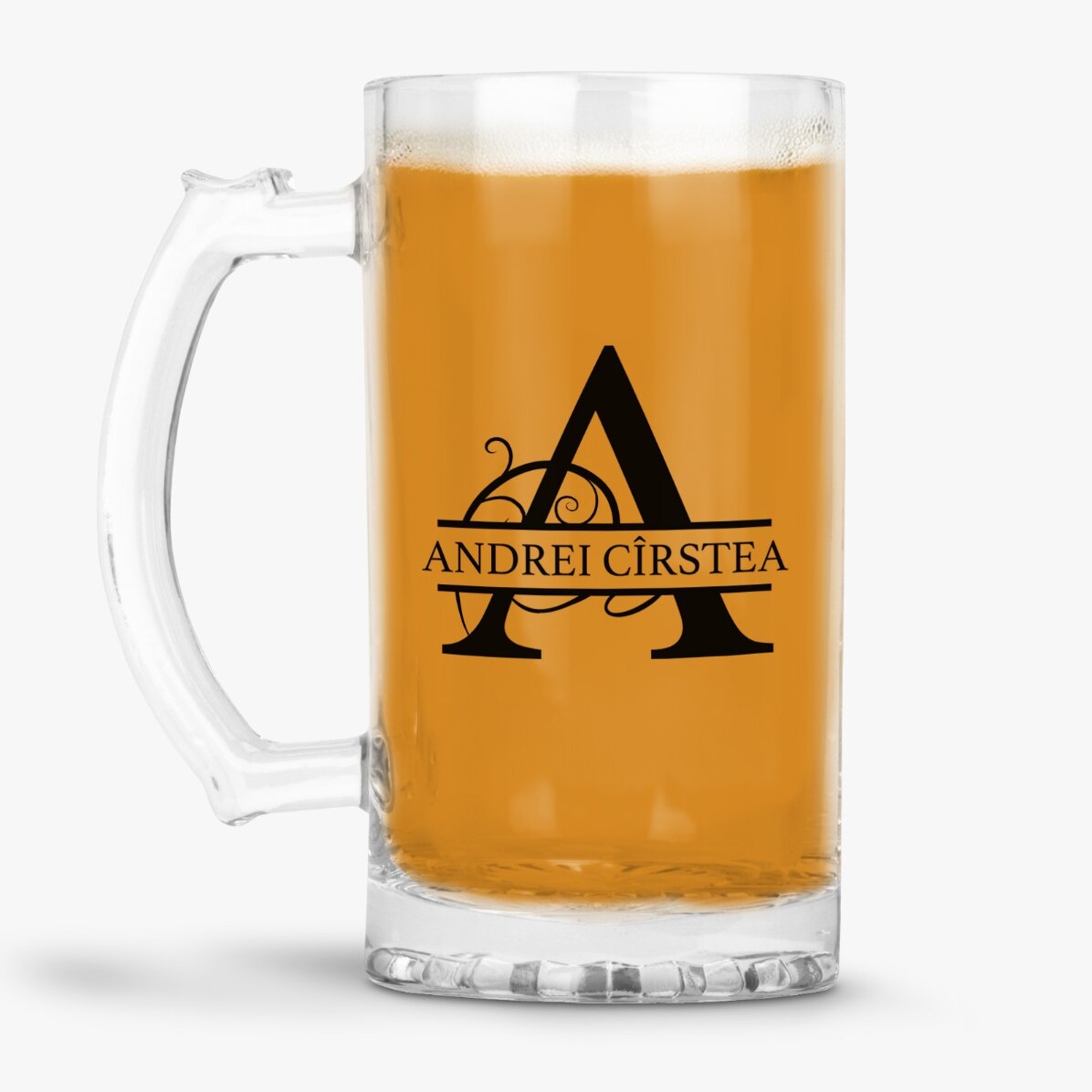 Jarra de cerveza personalizada con monograma