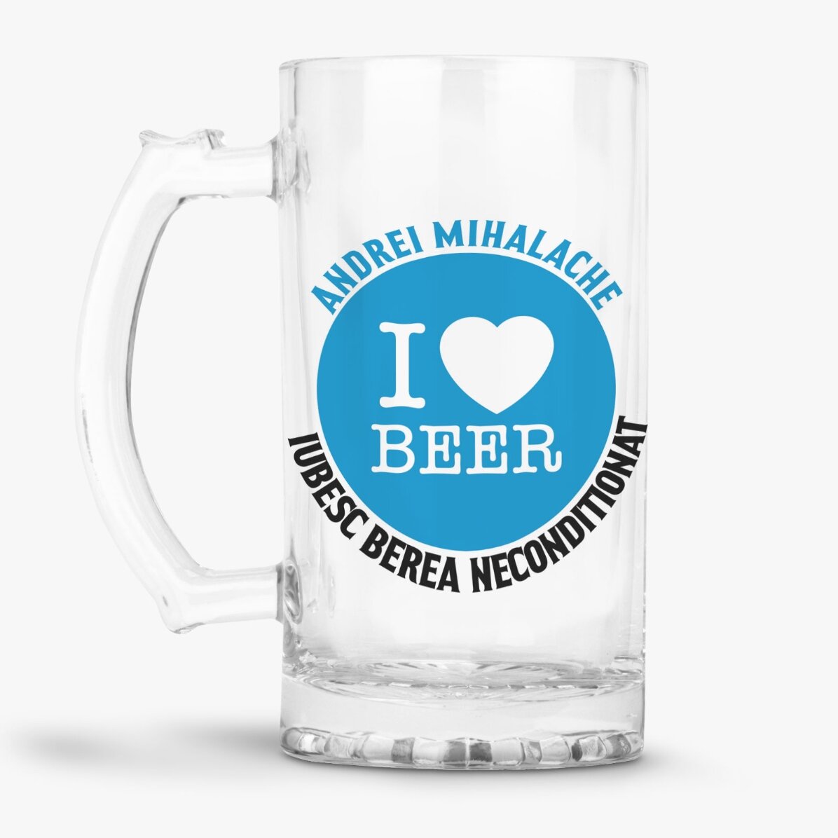 Jarra de cerveza personalizada con el texto «I love beer»