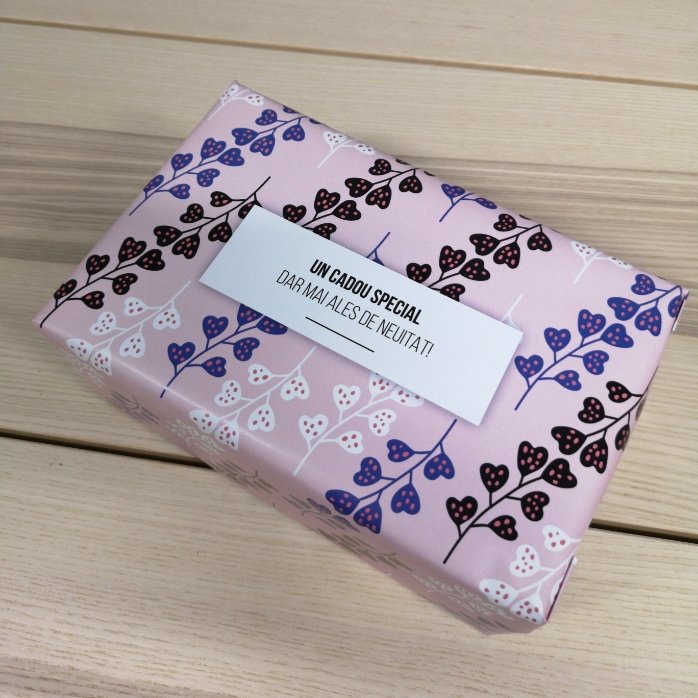 Papel de regalo personalizado con texto - Hojas