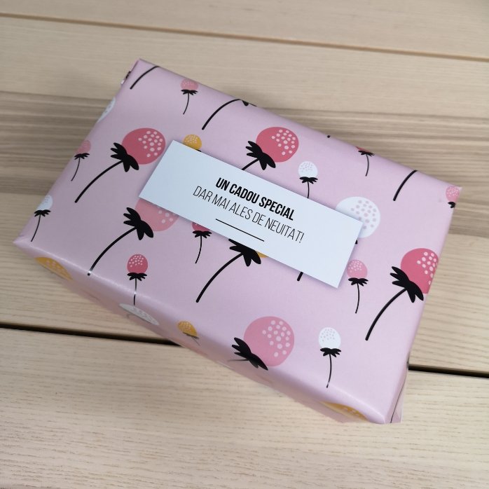 Papel de regalo personalizado con texto - Otoño rosa