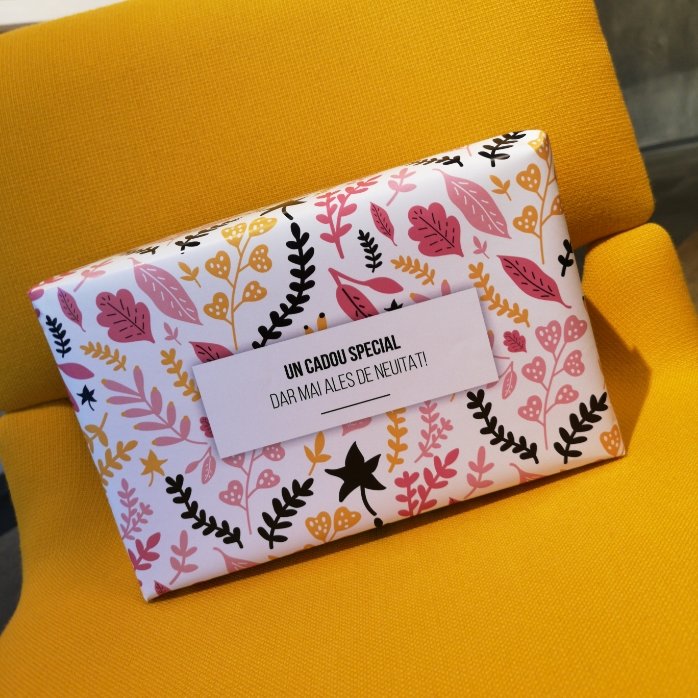 Papel de regalo personalizado con texto - Hojas de otoño