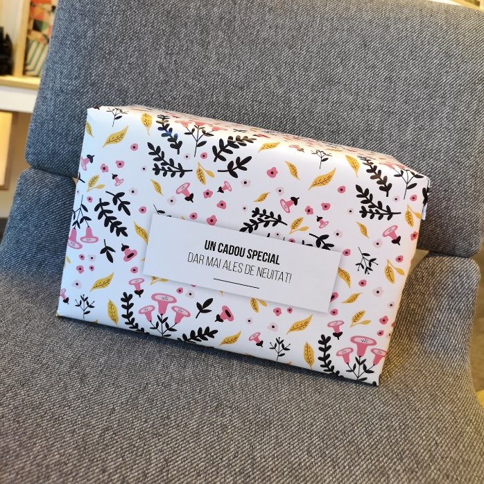 Papel de regalo personalizado con texto - Diseño otoñal