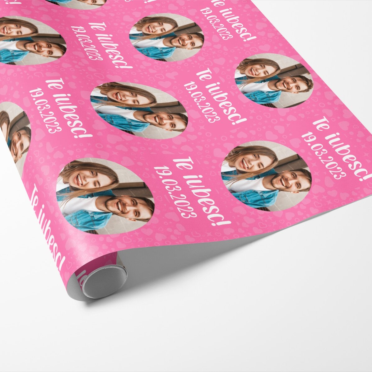 Papel de regalo personalizado con texto y foto: «¡Te quiero!»