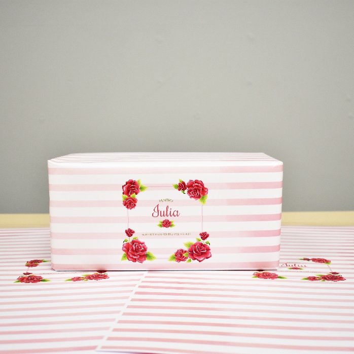 Papel de regalo personalizado - diseño de rosas