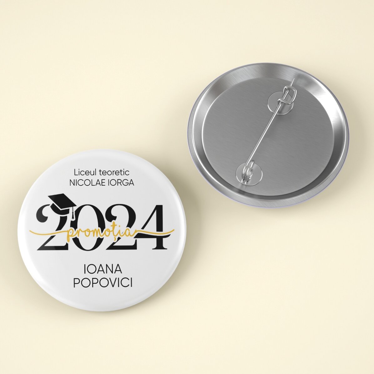 Insignia personalizada con texto: «Graduación»