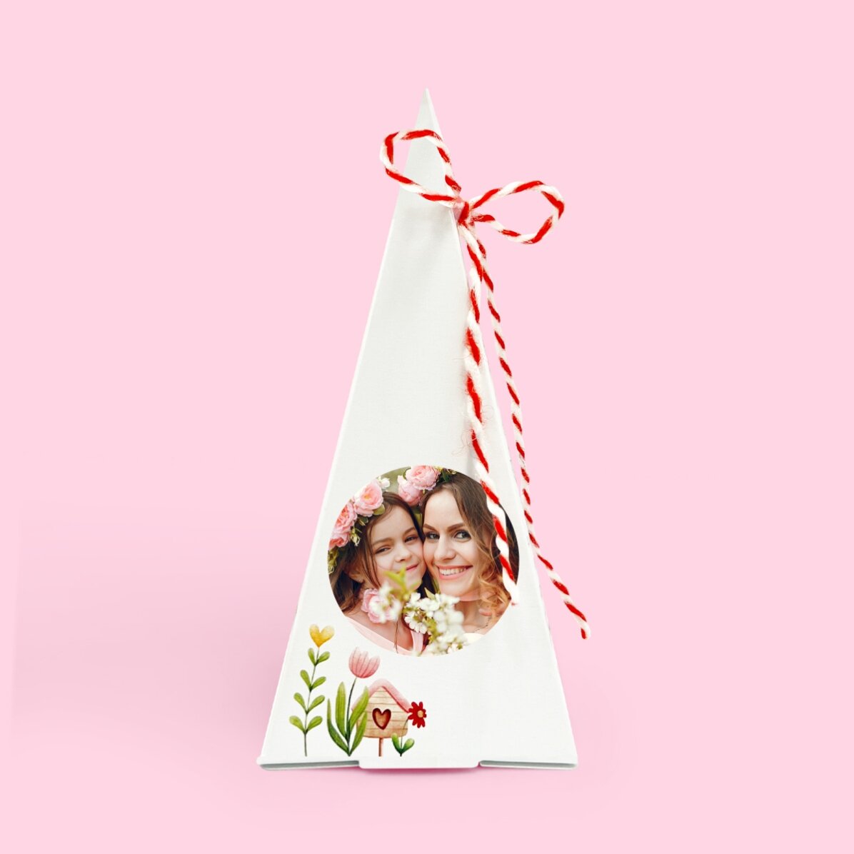 Personalised flower planting kit with a photo