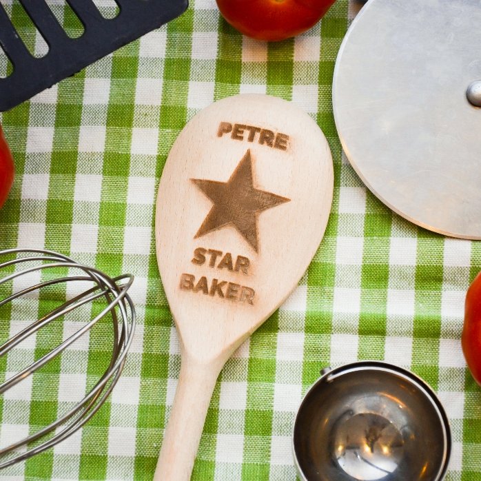 Cuchara de madera personalizada: la estrella de la cocina