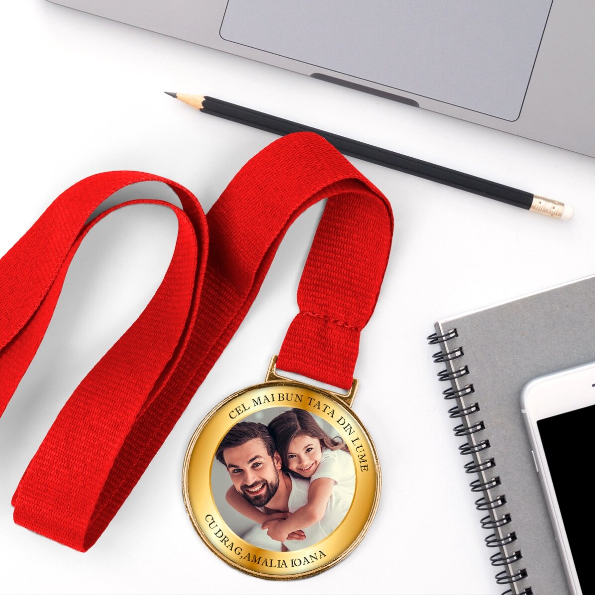 Medalla personalizada con una foto y un texto