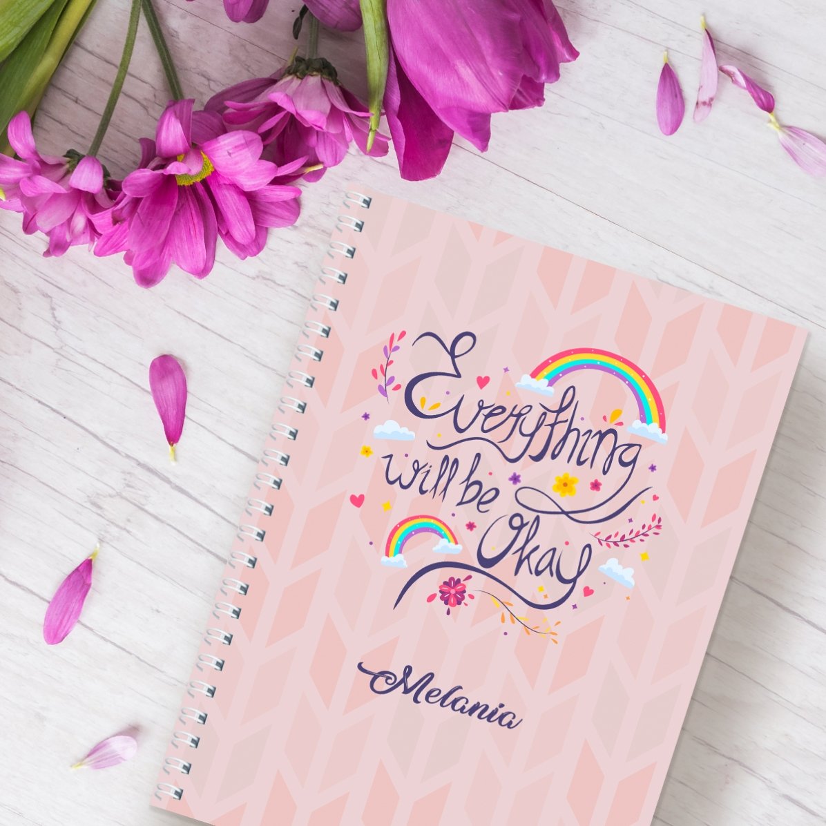 Cuaderno personalizado con el texto «Todo irá bien»