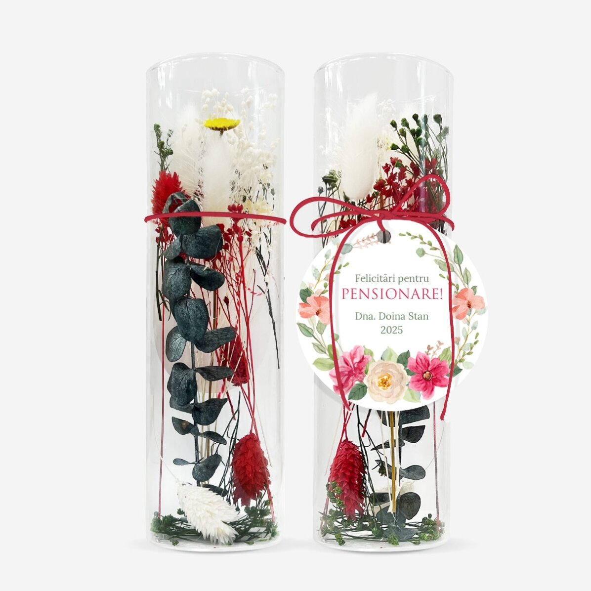 Adorno de cristal con flores preservadas, personalizado con un texto: «Jubilación»