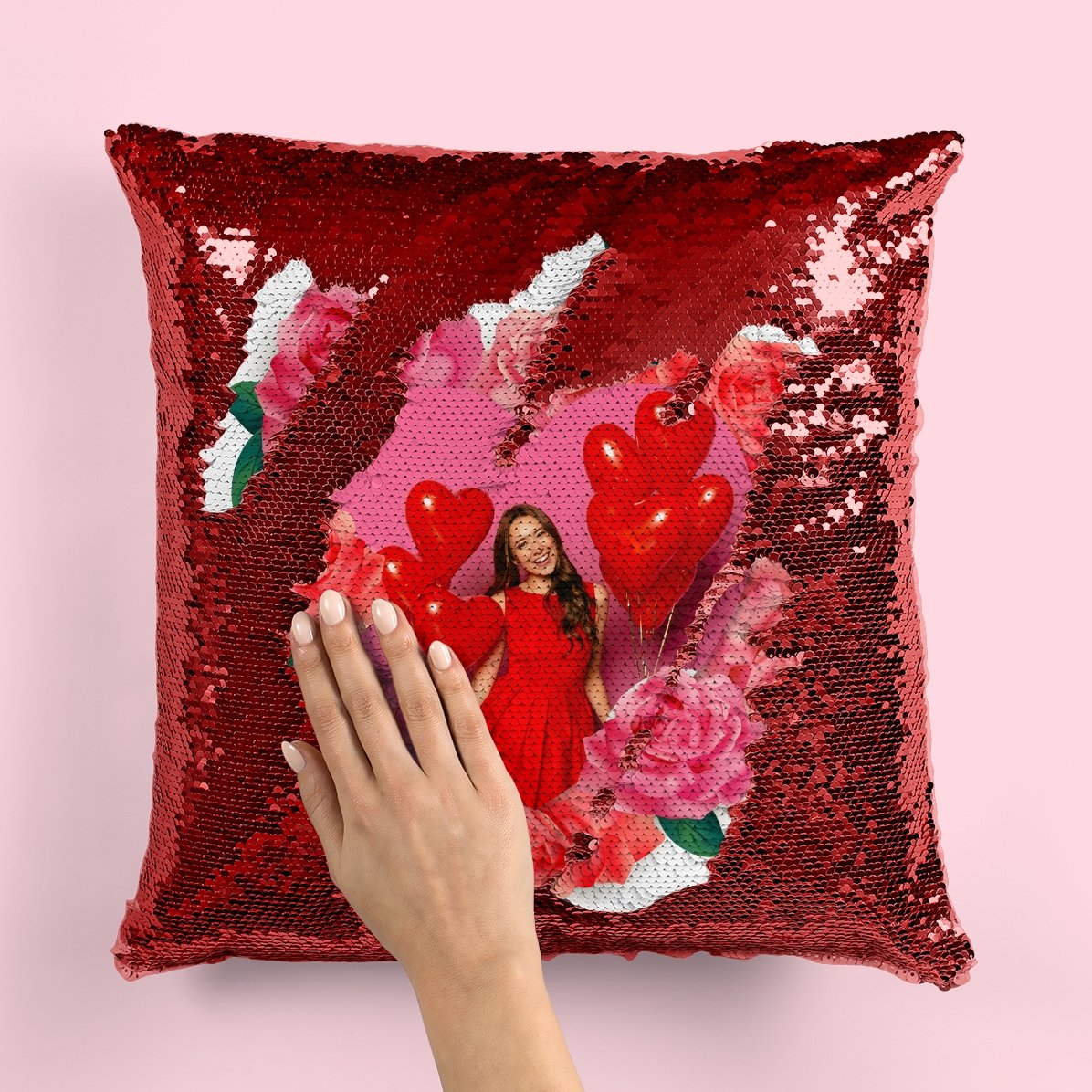 Cojín con lentejuelas personalizado con una foto y rosas