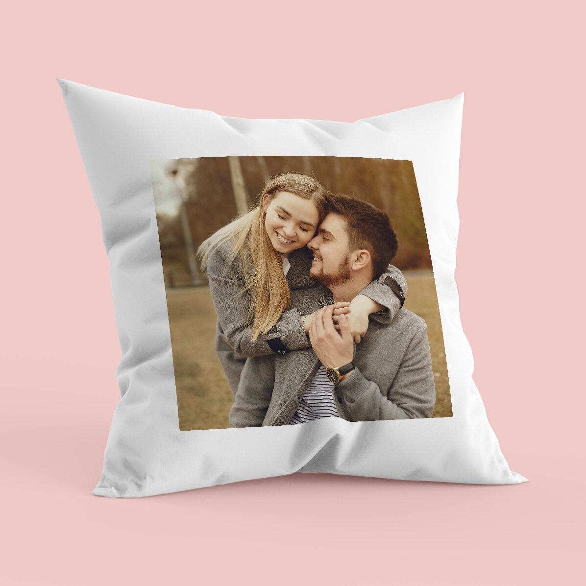 Cojín personalizado con una foto cuadrada