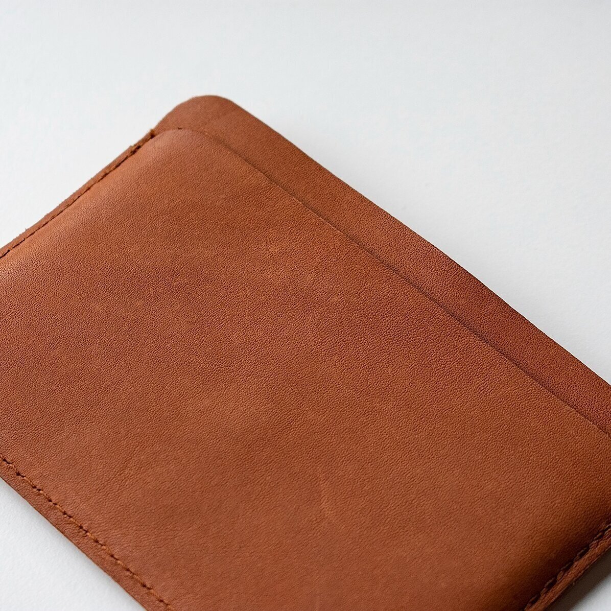 Cartera de piel personalizada con una inicial - Corazón