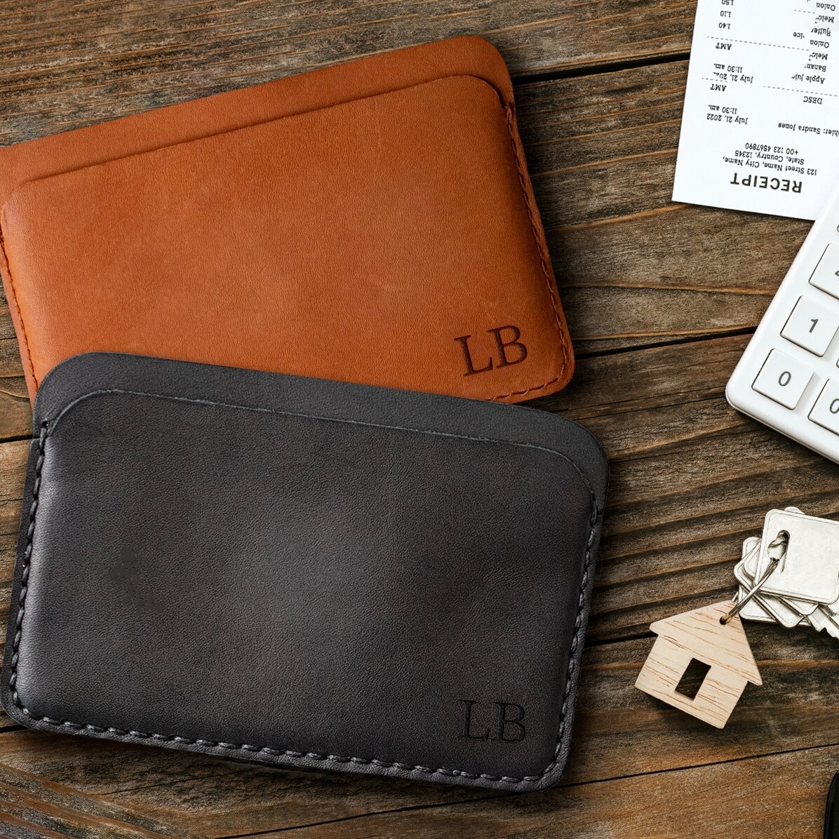 Cartera de piel personalizada con iniciales