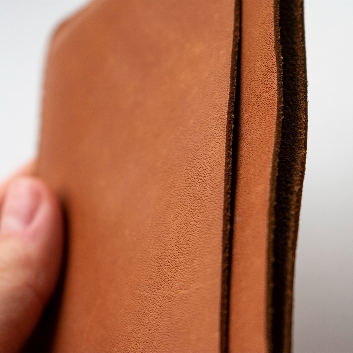 Cartera de piel personalizada con iniciales