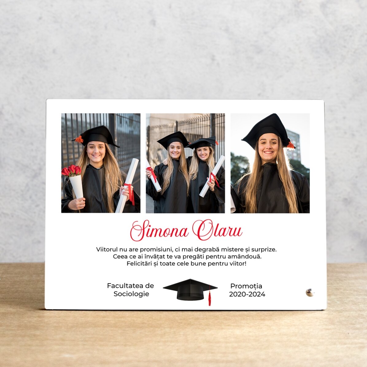 Marco de fotos de escritorio personalizado con 3 fotos y texto - Graduación