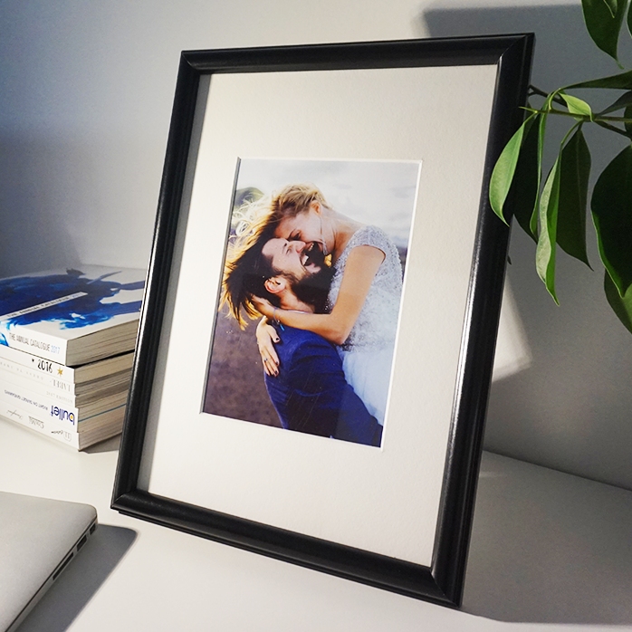 Marco de fotos personalizado con una foto - paspartú A4 vertical