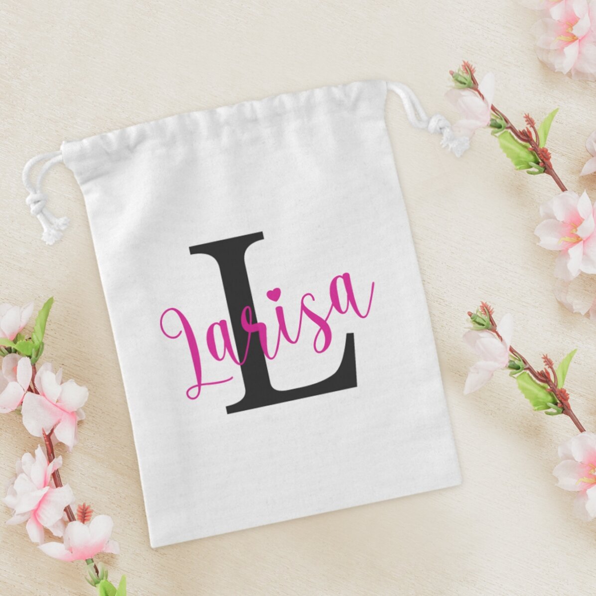 Bolsita pequeña para regalos personalizada con nombre e inicial