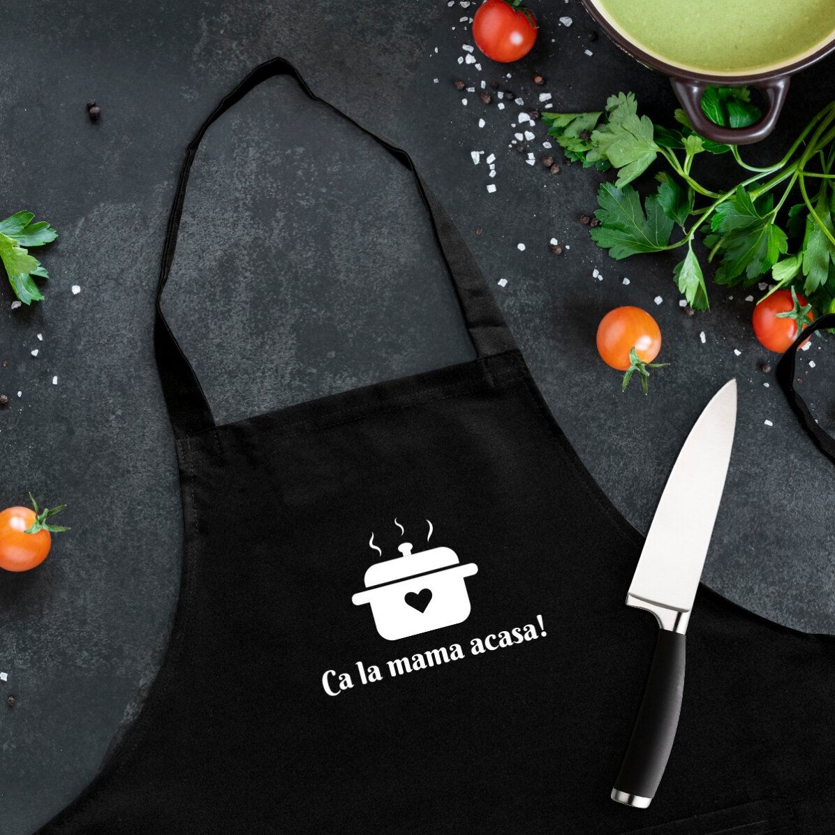 Letrero personalizado con texto: «¡Como en casa de mamá!»