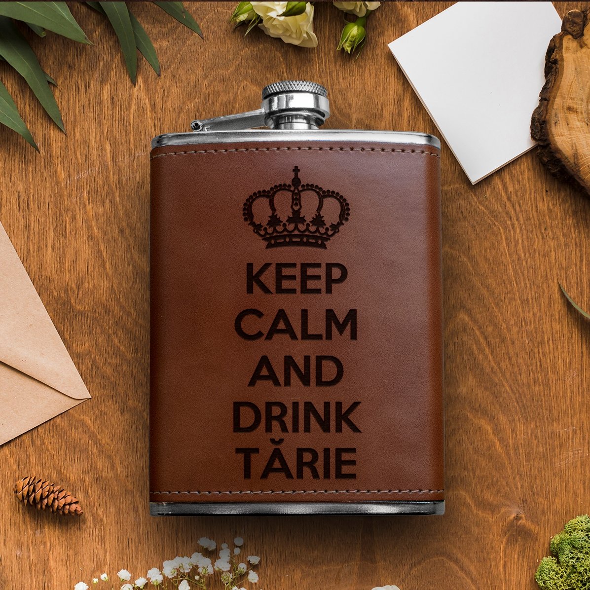 Botella de bolsillo personalizada forrada en piel - Keep Calm
