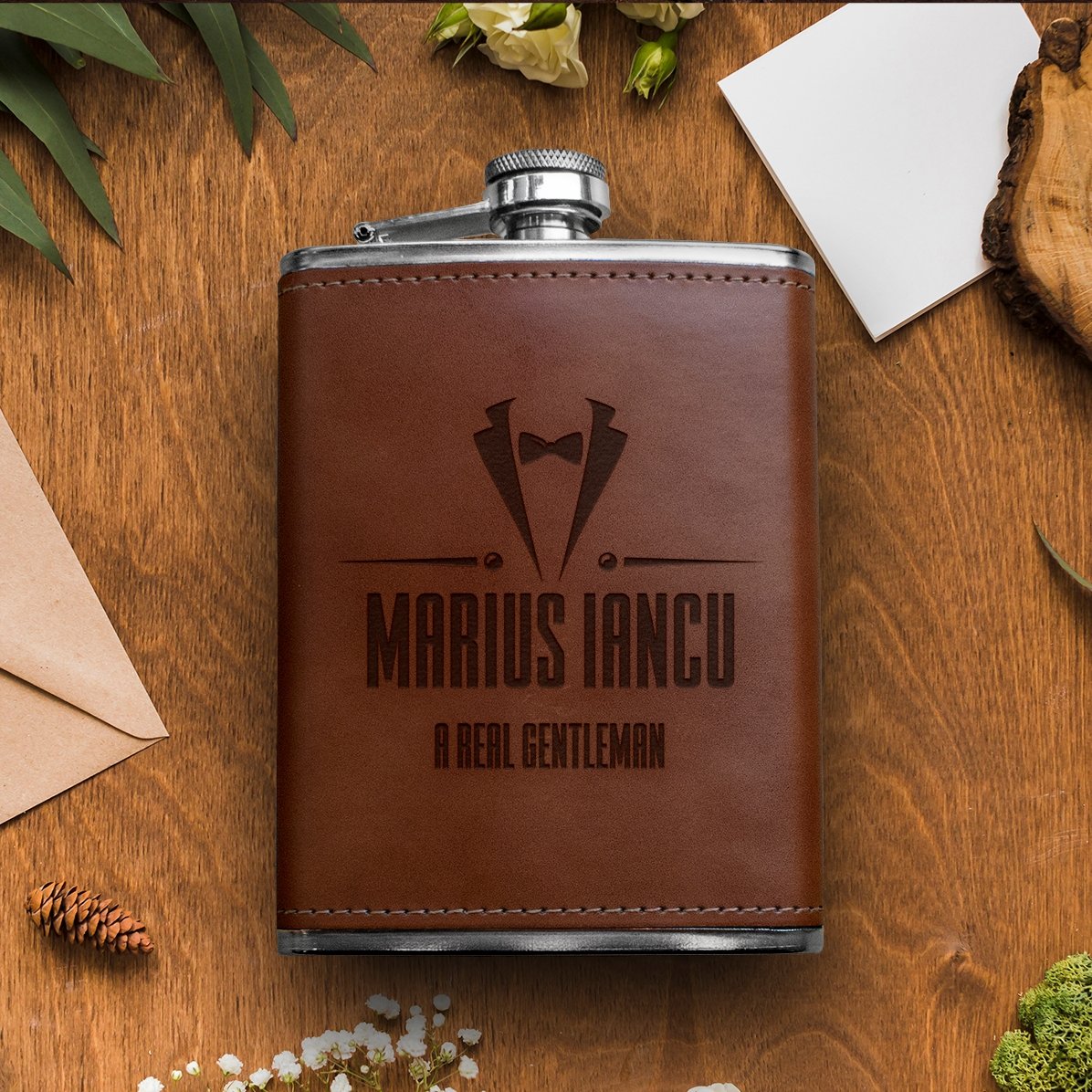 Botella de bolsillo personalizada forrada en piel - Tuxedo