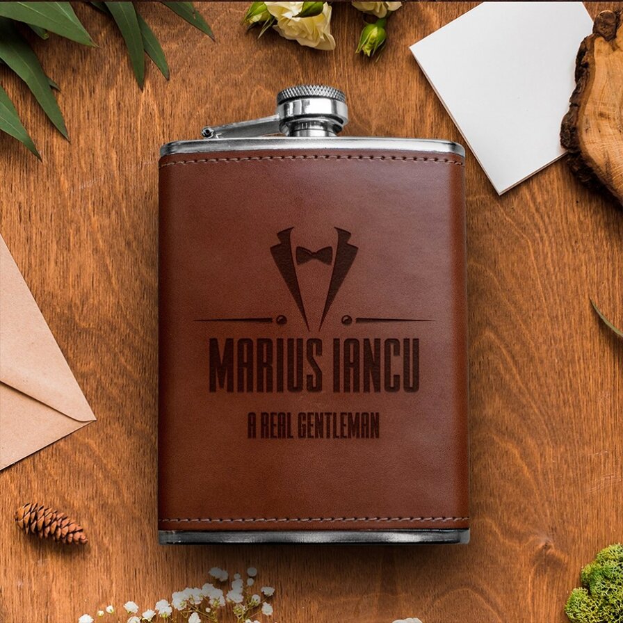 Botellas de bolsillo personalizadas para él