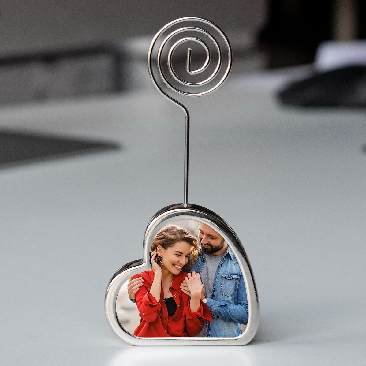 Soporte para un mensaje personalizado con dos fotos