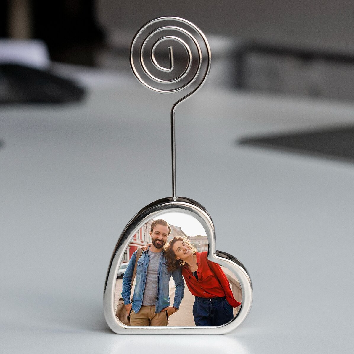 Soporte para un mensaje personalizado con dos fotos