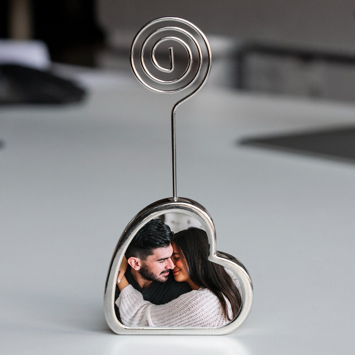 Soporte para un mensaje personalizado con una foto y un mensaje