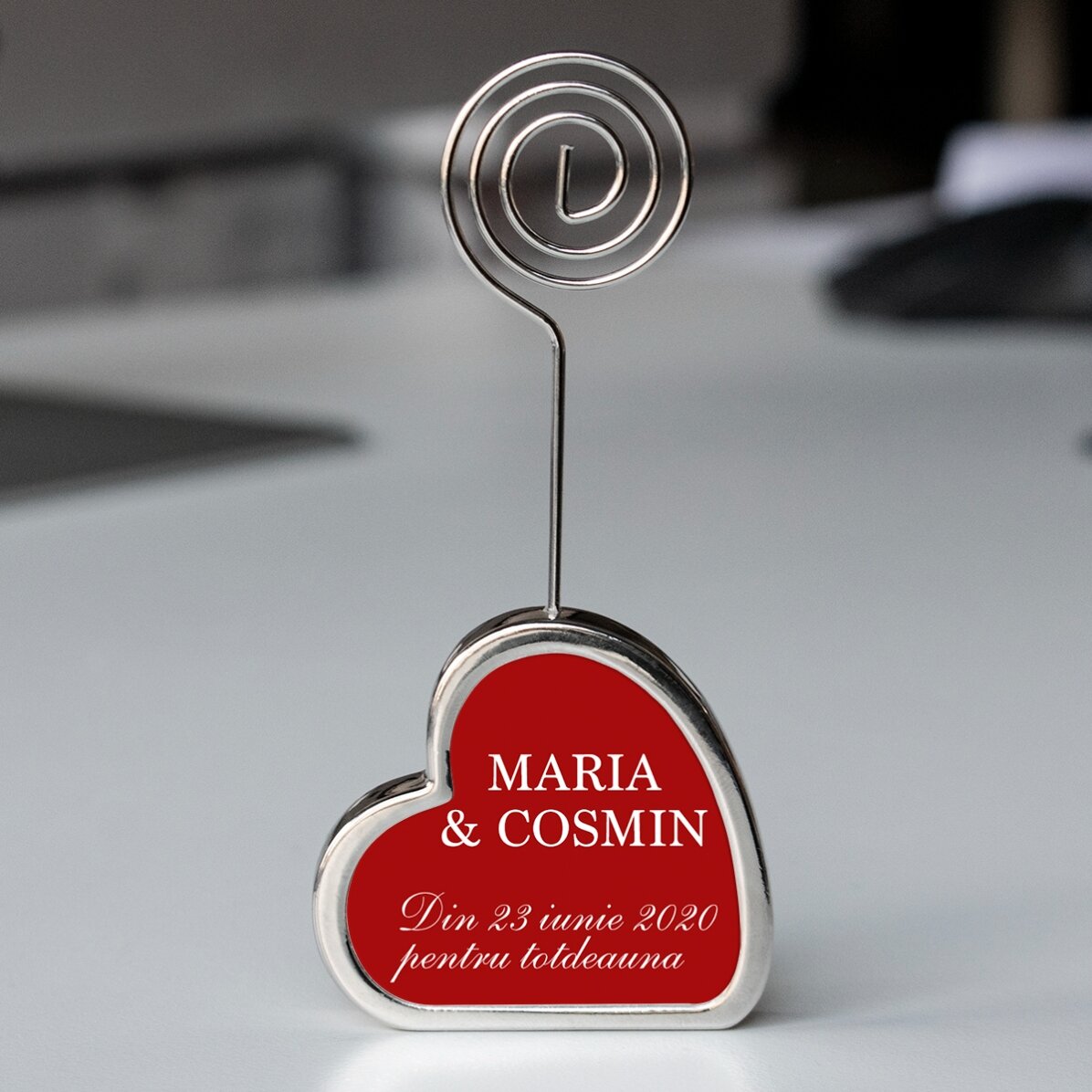 Soporte para un mensaje personalizado con una foto y un mensaje