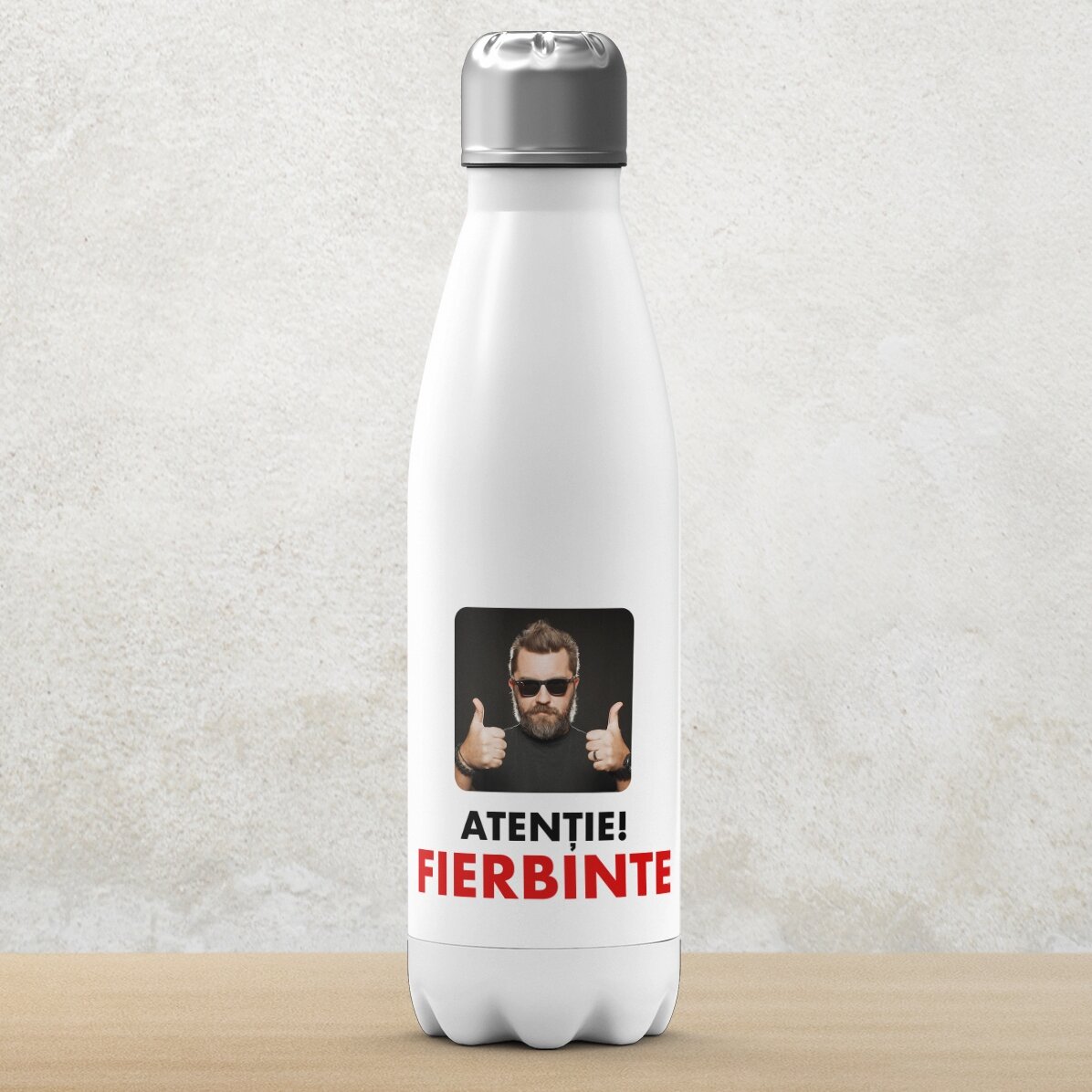 Término con base blanca personalizado con una foto y un texto - Fierbinte