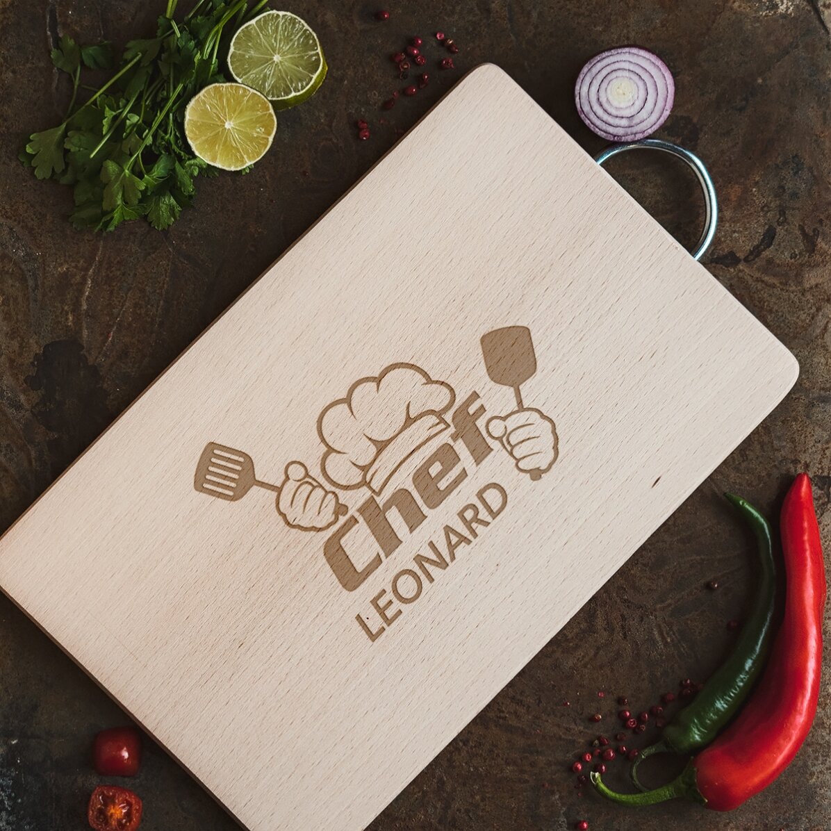 Tabla de cortar personalizada con texto: «Chef Puternic»